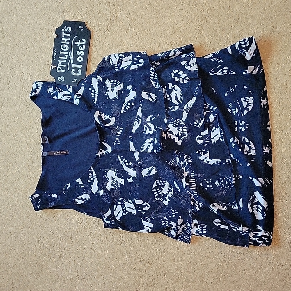 Skye's the Limit Blouse Layered Sleeveless Navy White Large